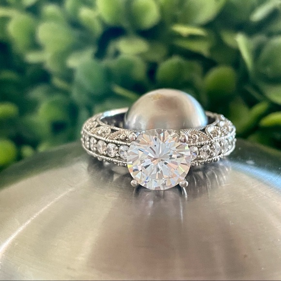 MEDA Sterling Silver CZ Ring - Picture 2 of 6